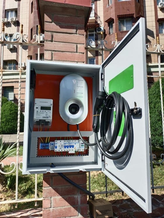 Установка заркдки для Электромобилей. — 1