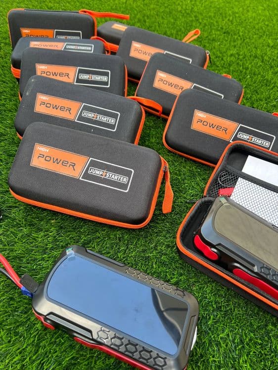 Пусковое устройство мощный jump starter 8000mah Доставка есть! — 1