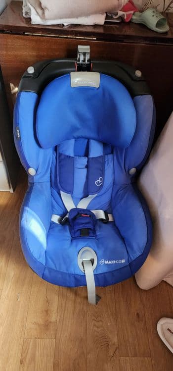 Автоерксло maxi cosi rubi — 2