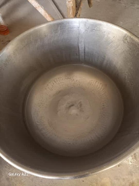 Konditer sehi anjomlari komplekt holatda sotiladi. — 4