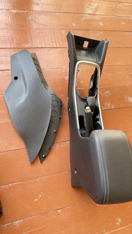 Tracker 2 бар оригинал без царапин — 1