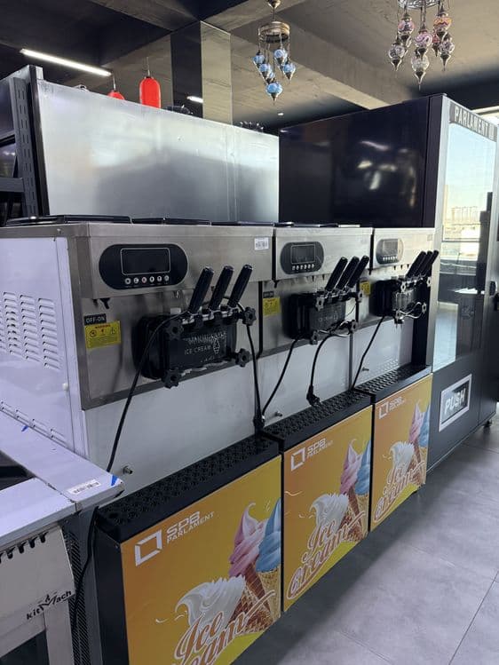 Muzqaymoq frezer 220v BL 1000 — 3