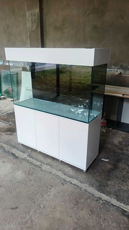 Akvarium bizda arzon. 300L — 2