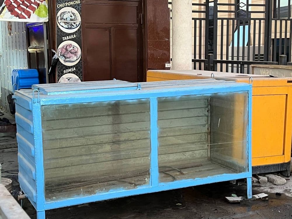 Akvarium sotiladi 400 kg baliq sigadi kotta akvarium — 2
