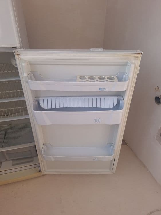 Продаётся холодильник — 2