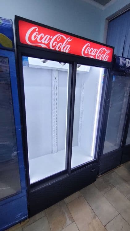 Акция !!! Продаются витринные холодильники. — 1
