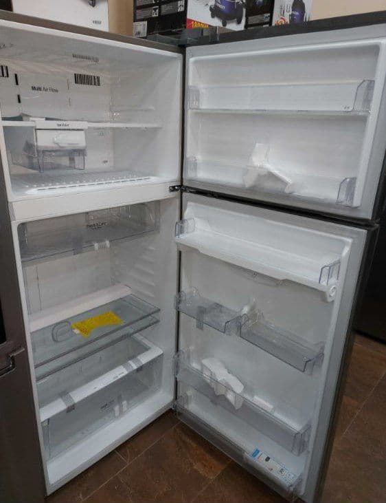 Xaladilnik  LG 702 — 4