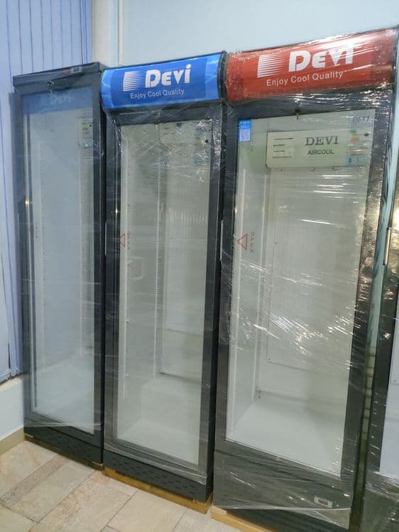 Акция !!! Продаются витриные холодильники . — 2