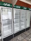 Vitrina holadilnik Artel