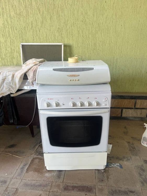 Срочно продаётся газовая плита с витежкой — 3