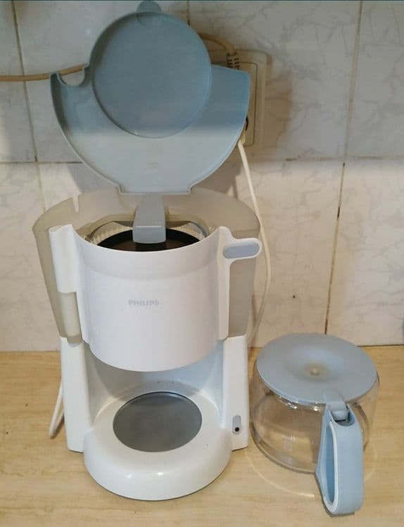Кофеварка капельная " PHILIPS" . — 4