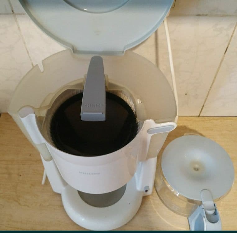 Кофеварка капельная " PHILIPS" . — 5
