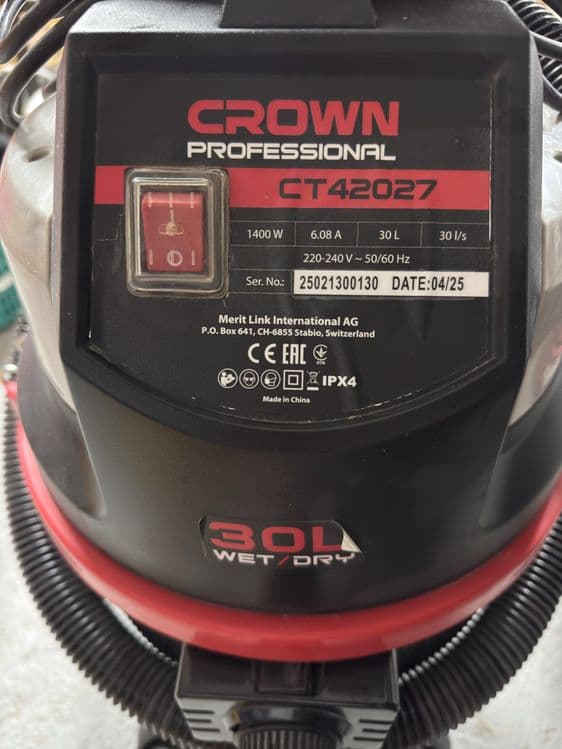 Строительный Пылесос CROWN 30L — 2