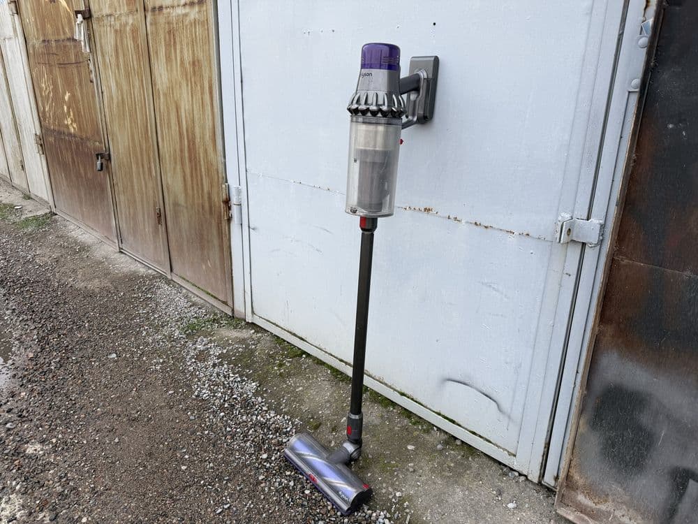 * Dyson VC16 оригинальный пылесос на запчасти — 1