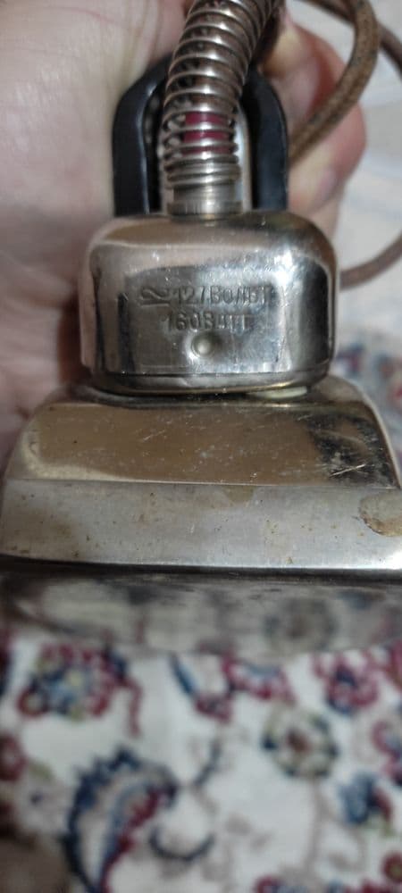 Утюг маленький на 127 вольт — 3