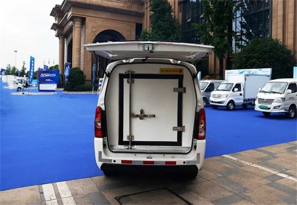 WULING Электрический грузовик рефрижератор (холодильник) — 1