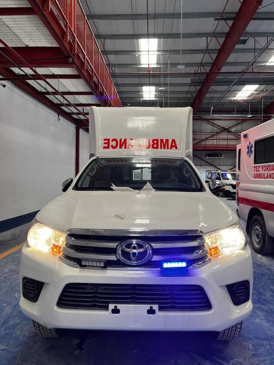 Машина скорой помощи Toyota Hilux Ambulance 4х4/ Цена Без Растаможки — 2