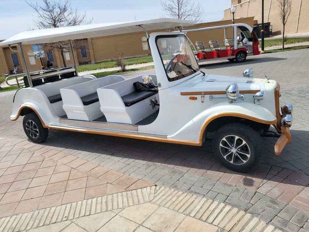 GolfCar sotiladi 12 odamlik — 1