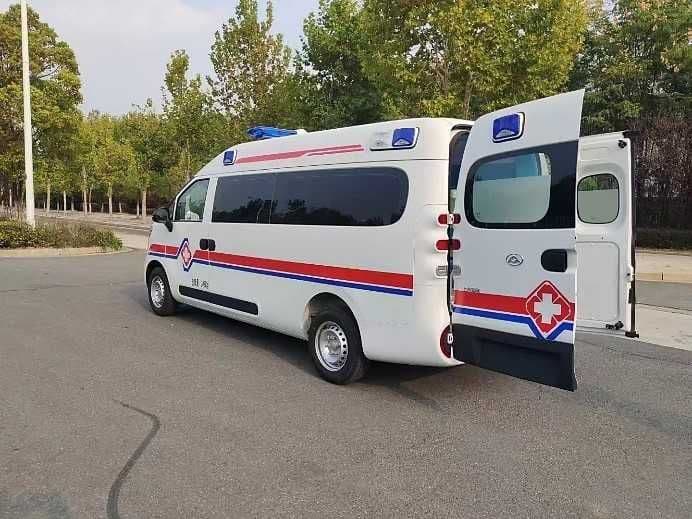 Электрическая машина скорой помощи Maxus V1 Ambulance/ пробег 385 км — 3