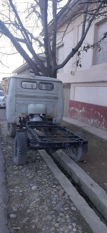 UAZ  bortlik 1990 yil — 4