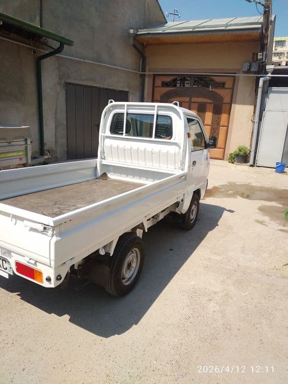 Labo oʻzimniki sotiladi motor benzin.Probeg 1600km — 2