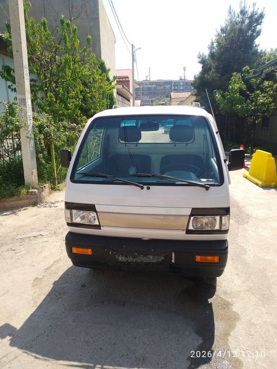 Labo oʻzimniki sotiladi motor benzin.Probeg 1600km — 6