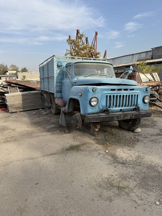 Gaz 52-05 sotiladi 1987 yil dakumenti bor Dakumenti bilan sotiladi — 2