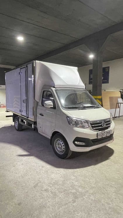 Izotermik furgon Changan T 3 — 1
