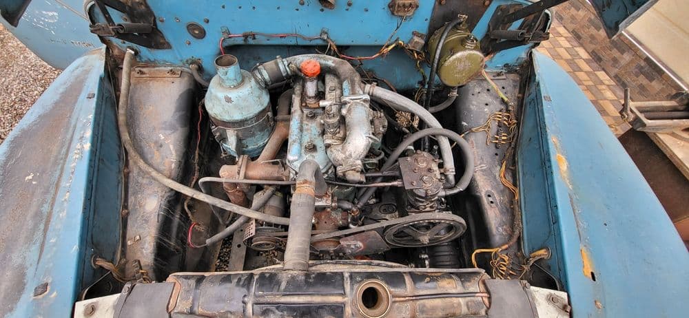 Zil sotiladi MTZ — 3