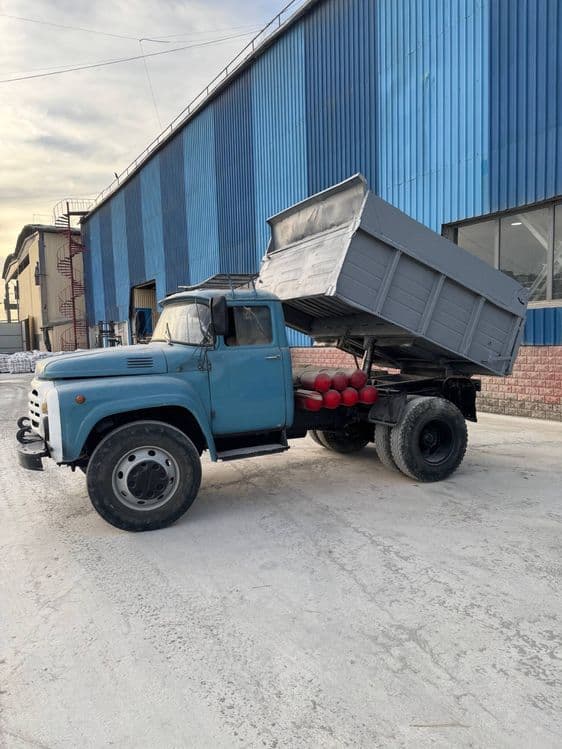 ZIL MMZ 4502 samosval sotiladi — 2