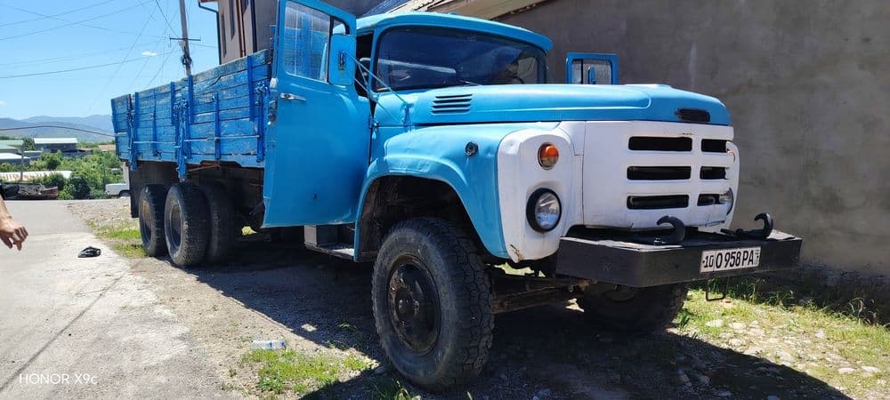 Kamaz krakadil sotiladi — 2