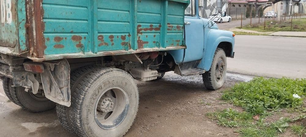 Зил сотилади Самосвал — 3