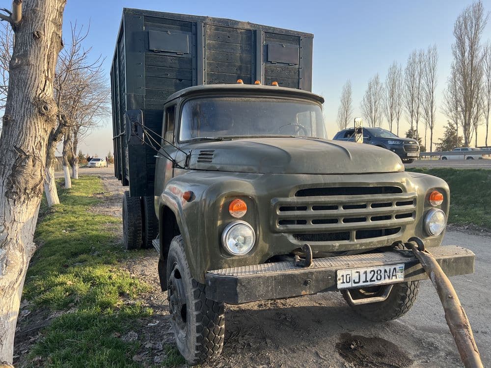 ЗИЛ Бортовой 130 — 1