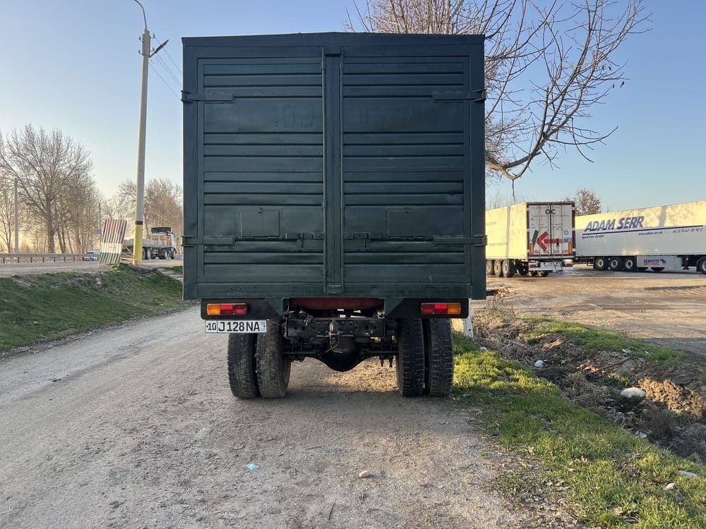 ЗИЛ Бортовой 130 — 6