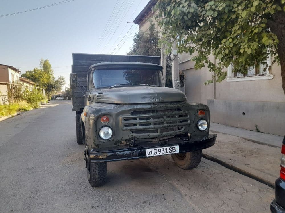 Zil sotiladi yoki obmen bor laboga — 1