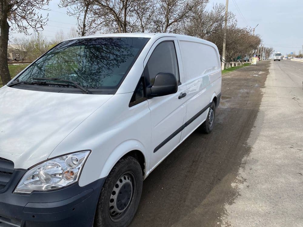 Mersedes mens vito — 2