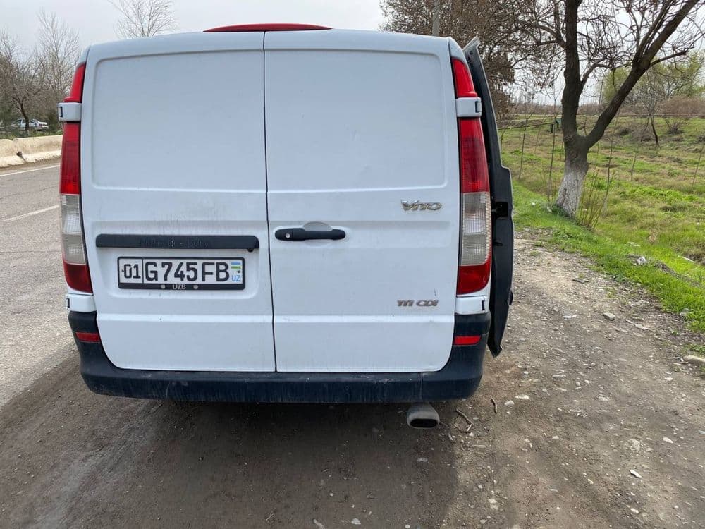 Mersedes mens vito — 3