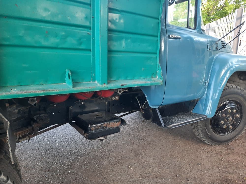 Zil  samosval 1990 yil — 3