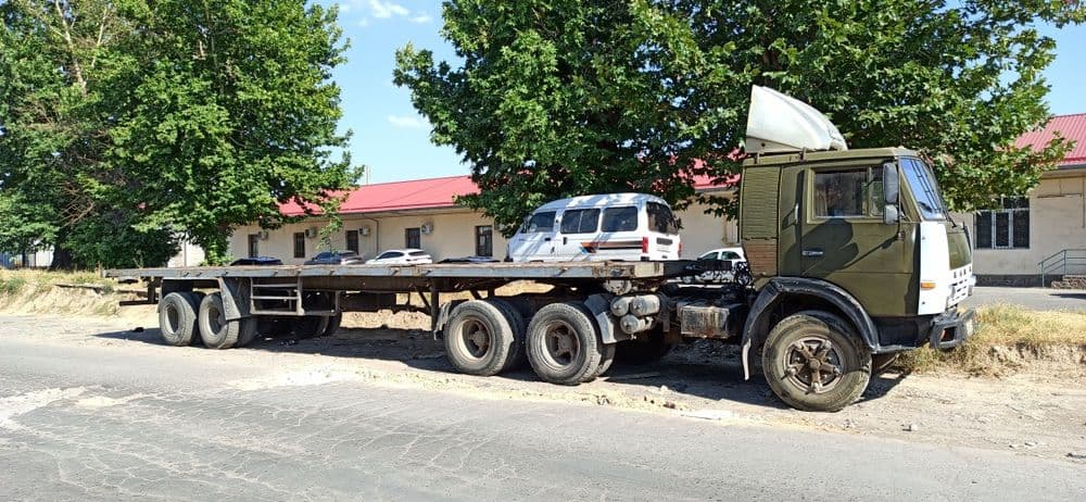 Kamaz tyagach pritsep — 2