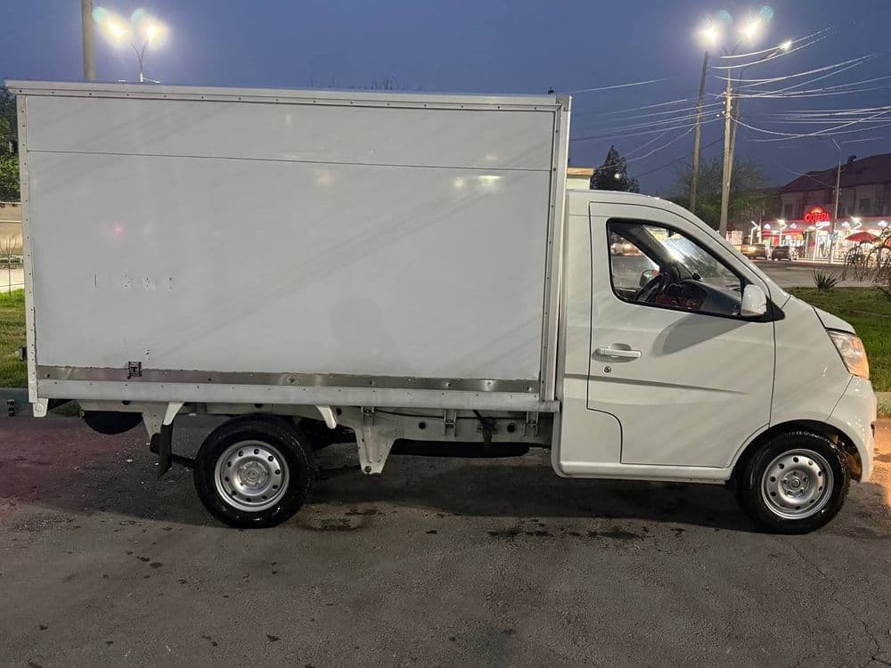 Changan Yuk Furgon — 2