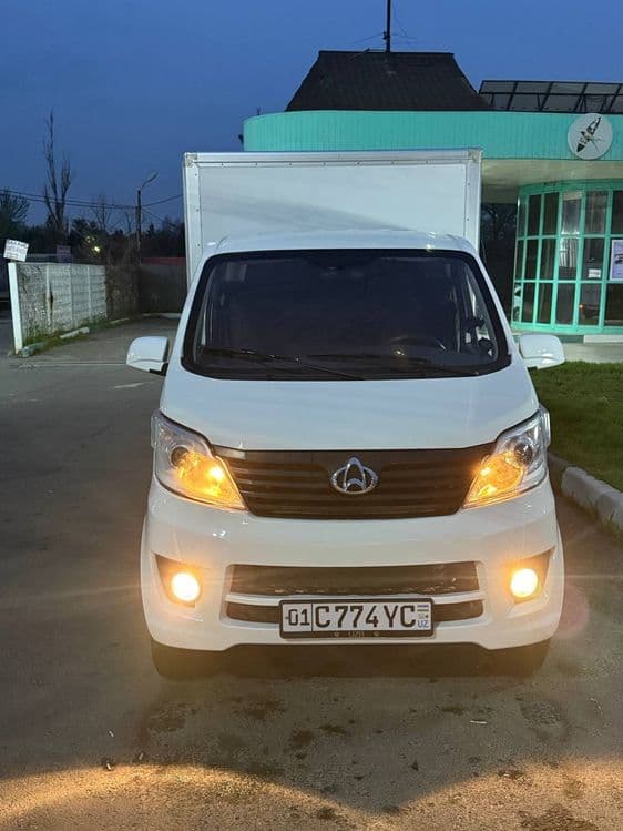 Changan Yuk Furgon — 4