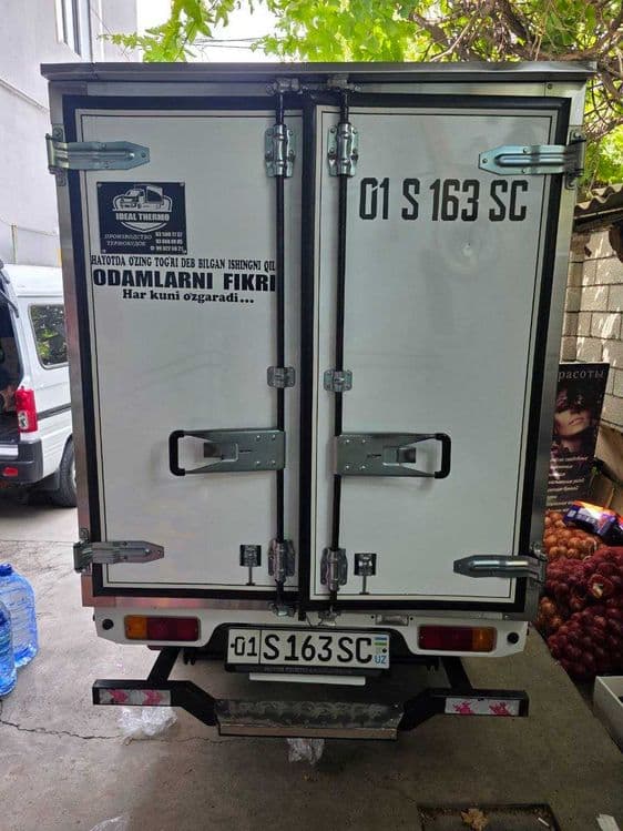 LABO 2024 metan gaz refrijerator 98 000 probeg — 3