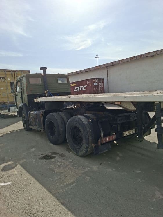 Kamaz konteyneravoz — 6