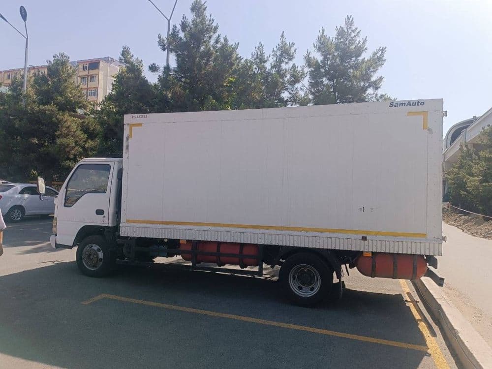 Isuzu 2018yil Ref — 2