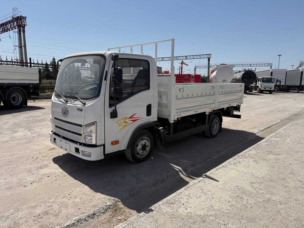 Автофургон Бортовой FAW Tiger VR (7,6 м²) / Бензин — 2