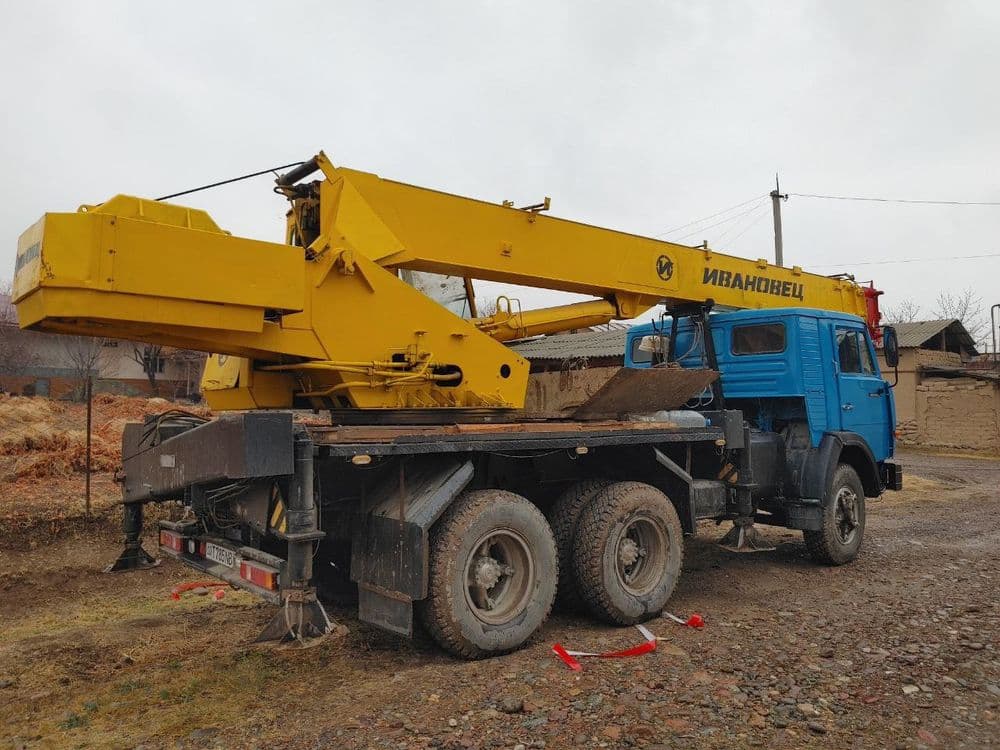 Aftokran Kamaz ideal — 1