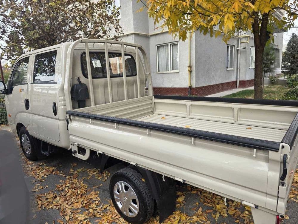 KIA BONGO sotiladi Yuk bortli. 2023-yilgi Deyarli haydalmagan (YANGI) — 4