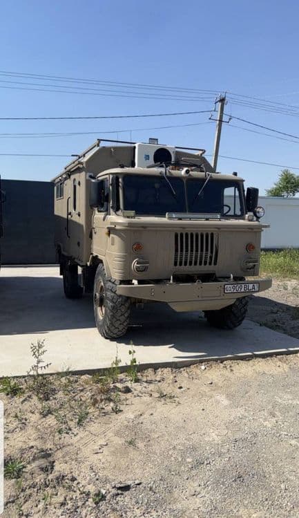 Продается  " Газ- 66"  Бортовой, для охоты и отдыха на природе