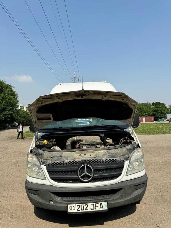 Mercedes Sprinter — 3