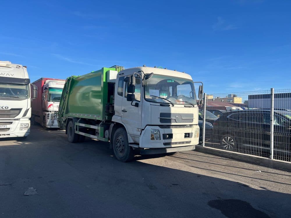 Musoravoz 15kub Dongfeng — 1